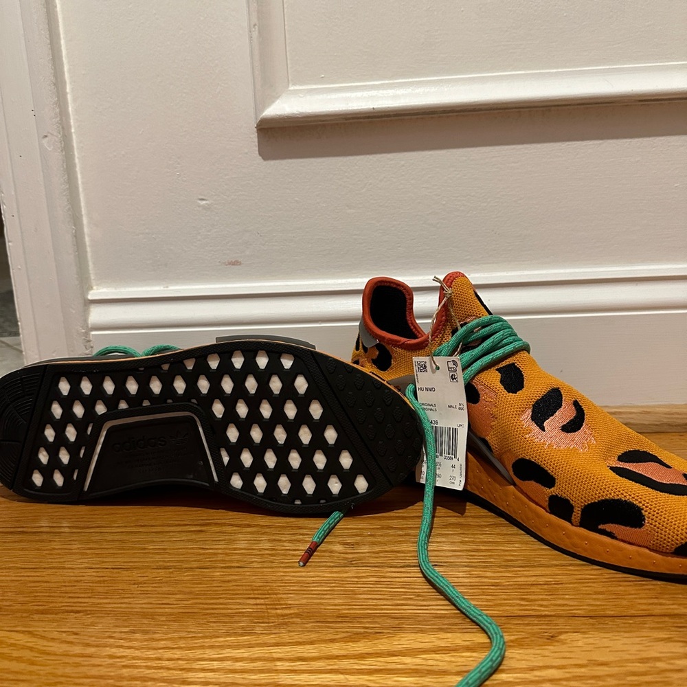 Adidas x Pharrell Fred Flintstone - Picture 2 of 5
